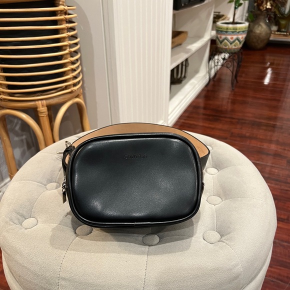 Calvin Klein Belt Bag NWOT - Picture 2 of 15